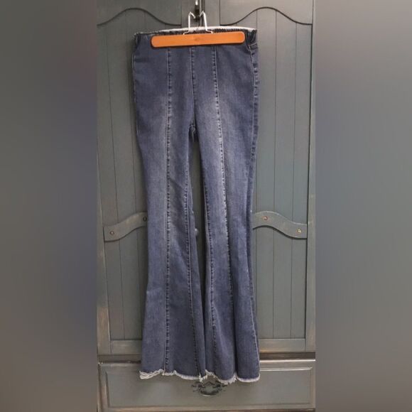 Ashley Mason Bell Bottom Jeans - Picture 2 of 11